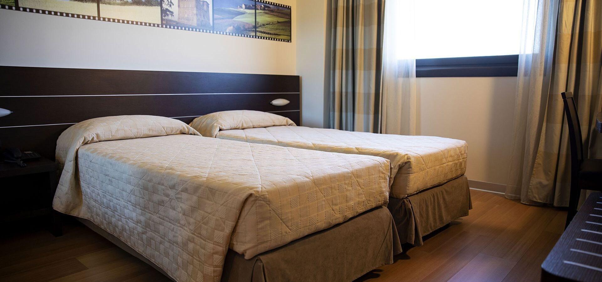 Castahotel Castagnito Eksteriør billede